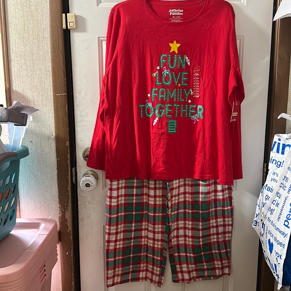 KOHLS JAMMIES FOR YOUR FAMILIES CHRISTMAS PJ SET: TOP & PANTS: NWT: SIZE 2X